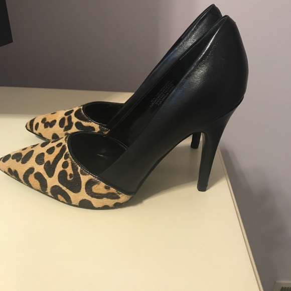 Guess Leopard Calf Hair & Leather Heels 7.5 - Picture 2 of 7